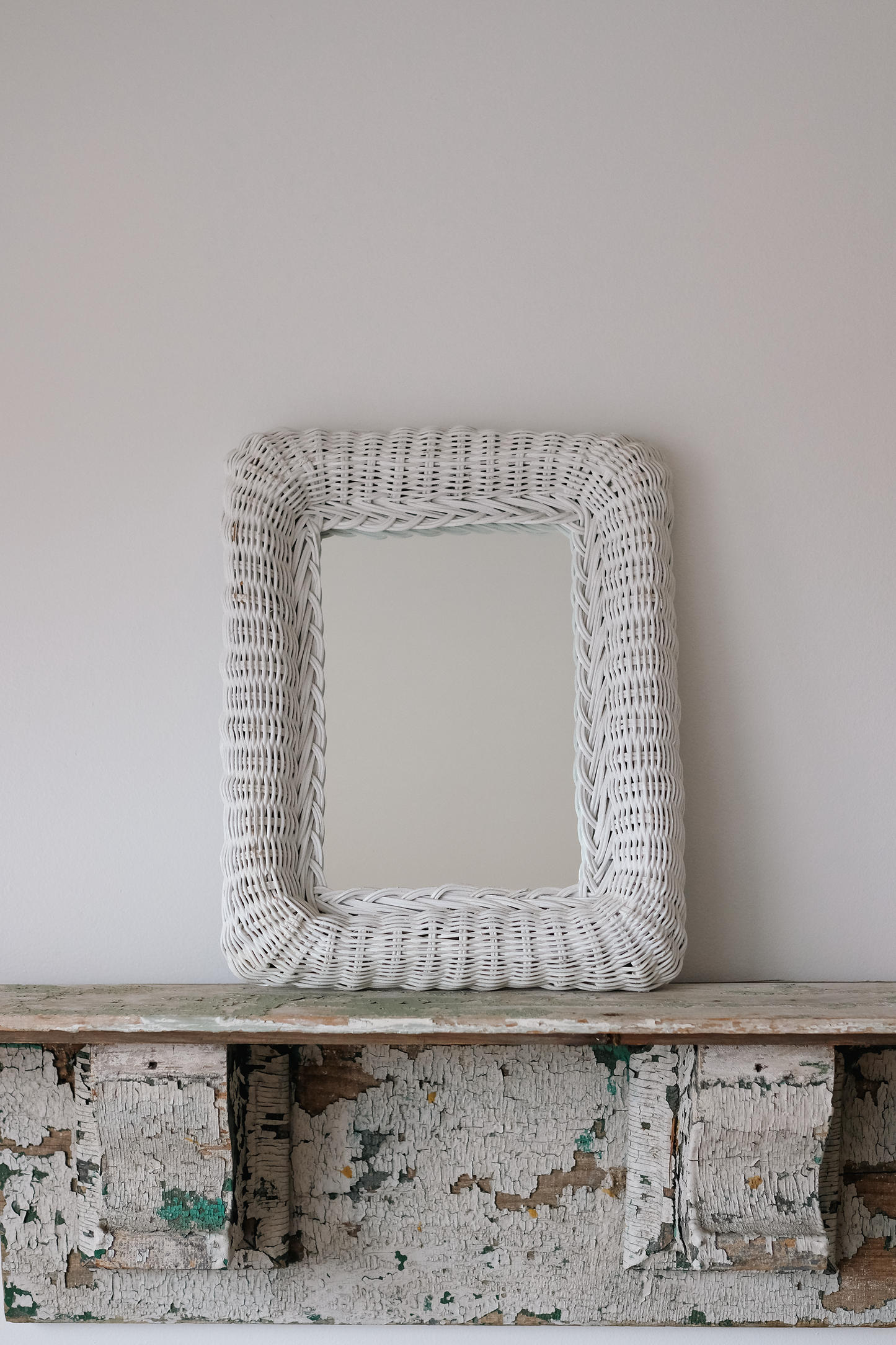 Mirror in Vintage White Wicker Frame